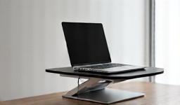 Ergonomic standing desk converter